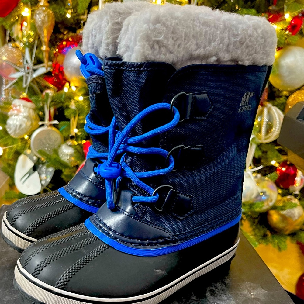 Kids Sorel Yoot Pac Boots in Original Box - Lightly Used
